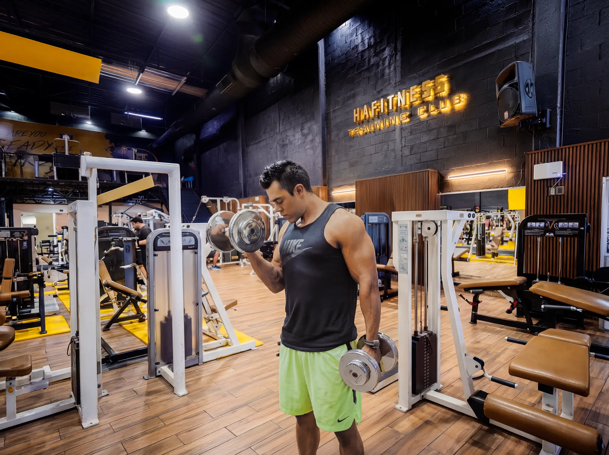 Cómo empezar en el gym sin perderte